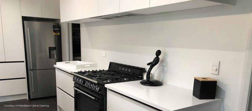 07400 Hostess Images 2000x88511