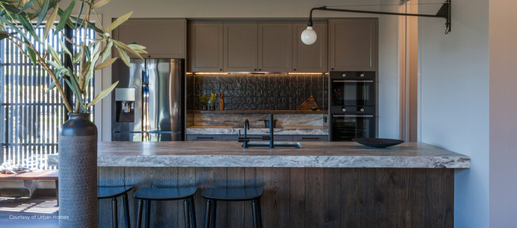 07400 Hostess Images 2000x88514