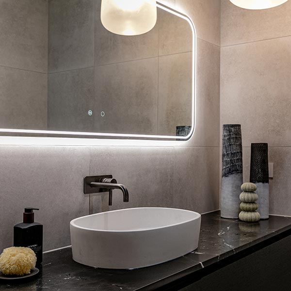 488021790 Small Slider Bathroom